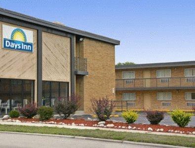 Days Inn Wauwatosa/Milwaukee מראה חיצוני תמונה